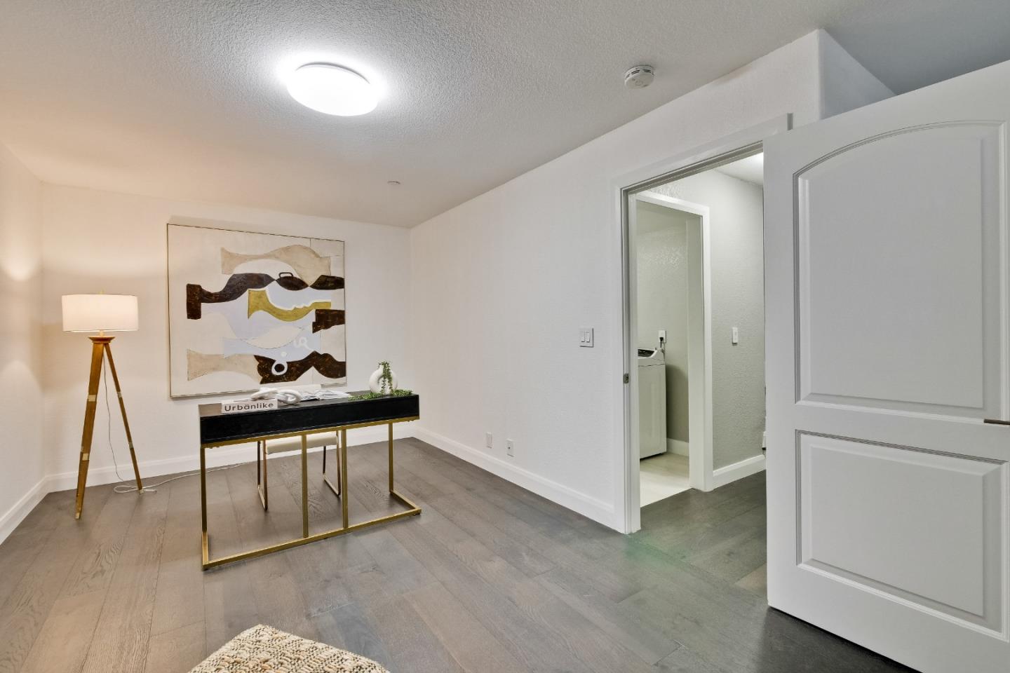 Detail Gallery Image 47 of 56 For 943 La Mesa Ter #B,  Sunnyvale,  CA 94086 - 3 Beds | 2/1 Baths