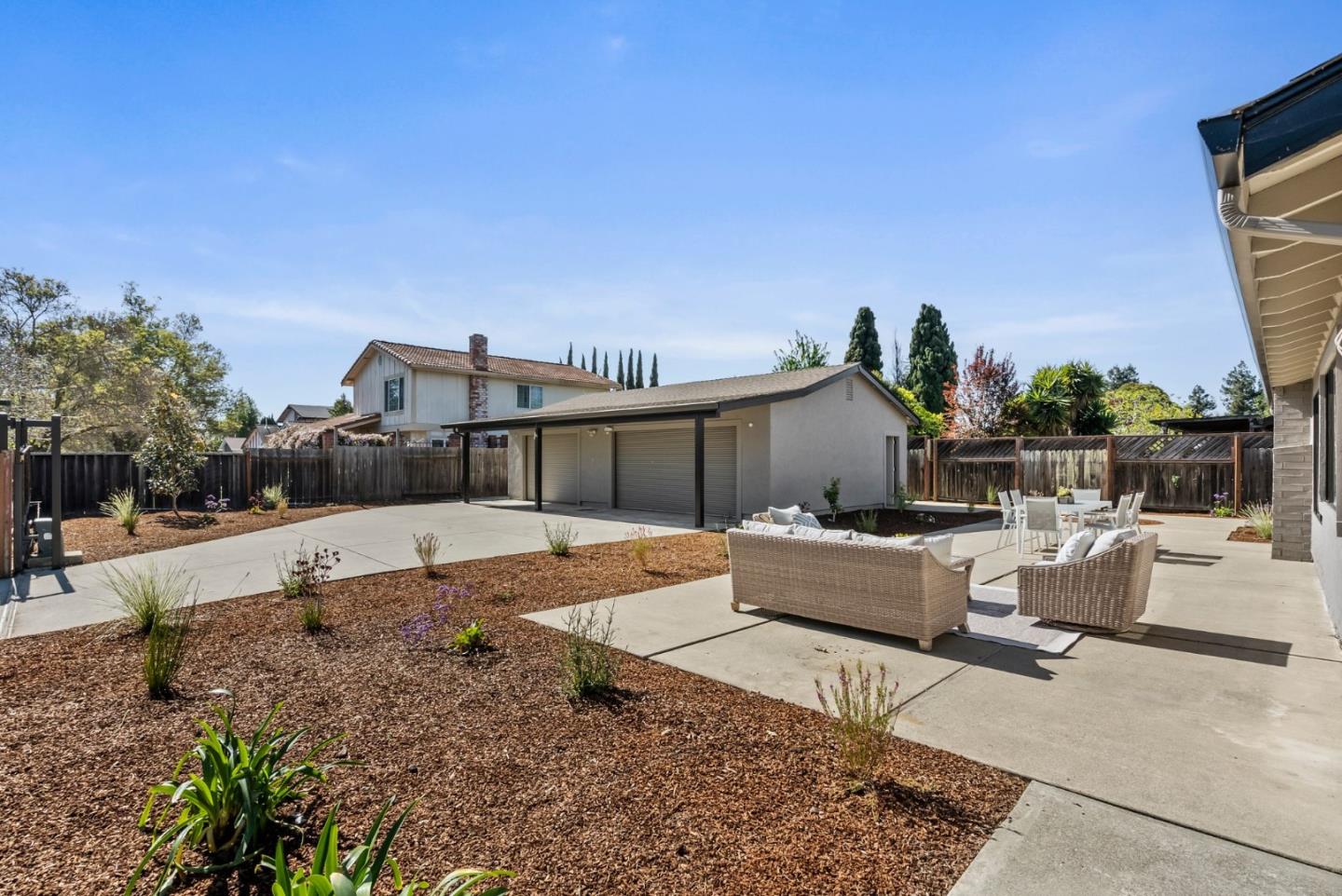 3212 Beard Rd, Fremont, CA 94555 3 Beds 2 Baths (Active
