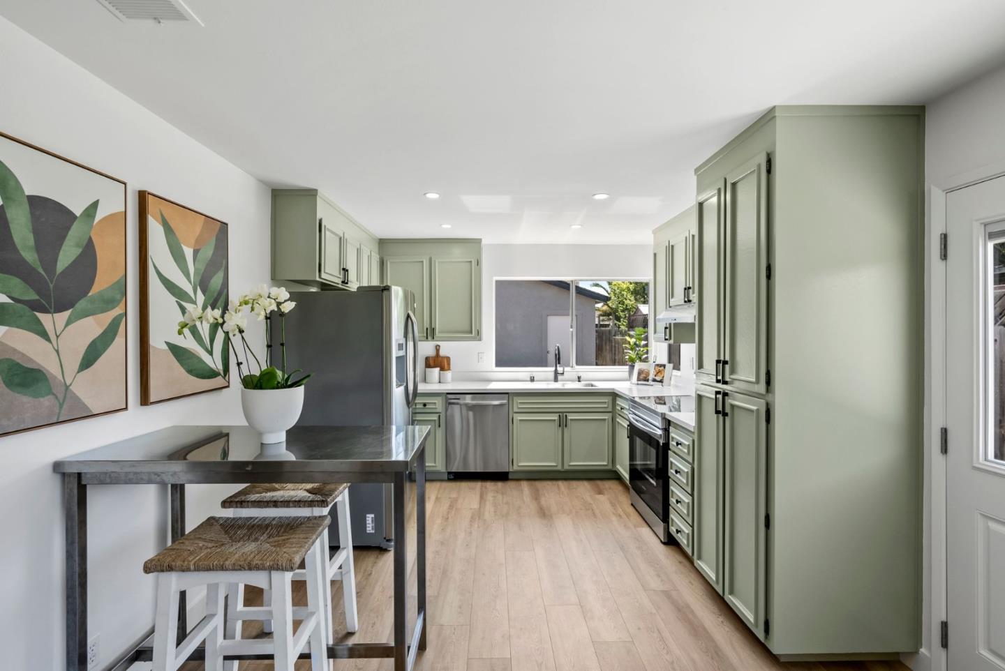 3212 Beard Rd, Fremont, CA 94555 3 Beds 2 Baths (Active