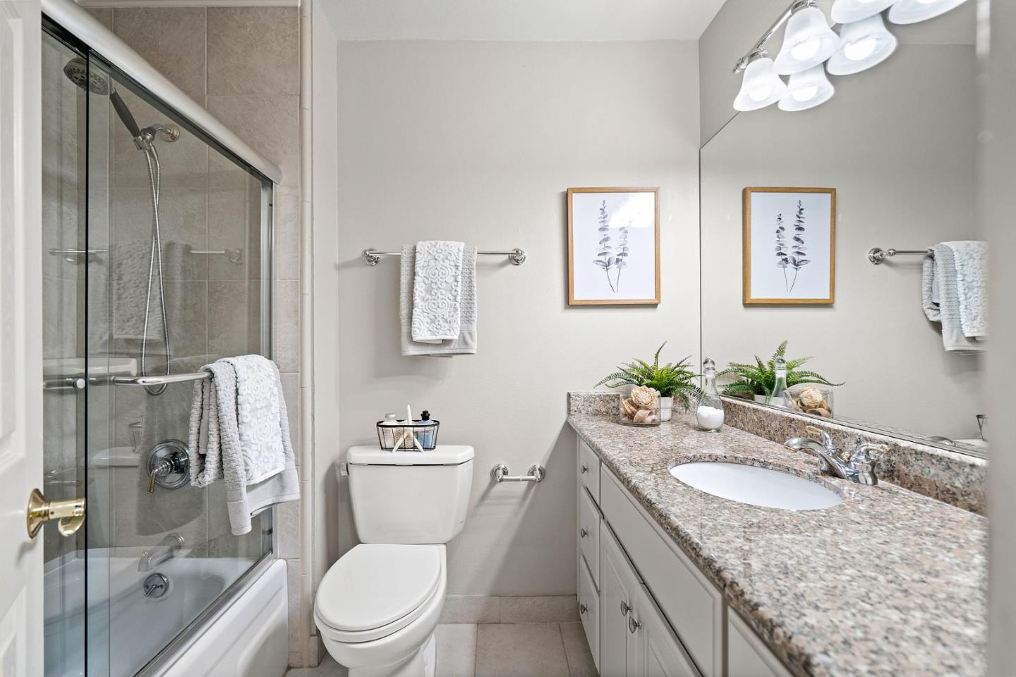 Detail Gallery Image 23 of 40 For 213 Horizon Ave, Mountain View,  CA 94043 - 2 Beds | 1/1 Baths