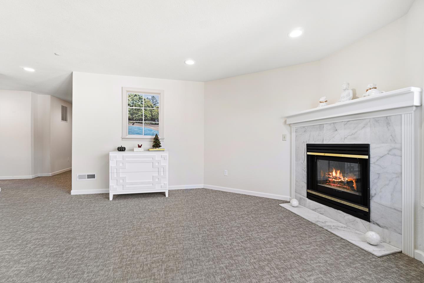 Detail Gallery Image 7 of 24 For 518 Almer Rd #6,  Burlingame,  CA 94010 - 2 Beds | 2 Baths