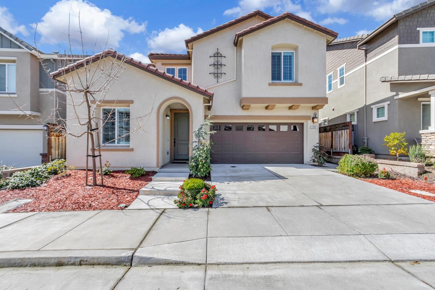 Photo of 1202 Sagardia Wy in Gilroy, CA