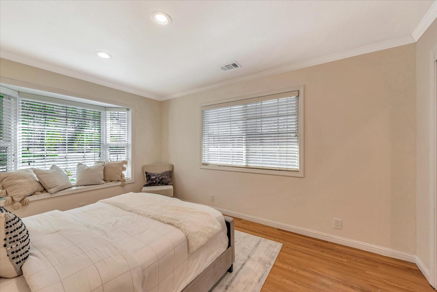 Detail Gallery Image 22 of 46 For 5049 Grimsby Dr, San Jose,  CA 95130 - 4 Beds | 2 Baths