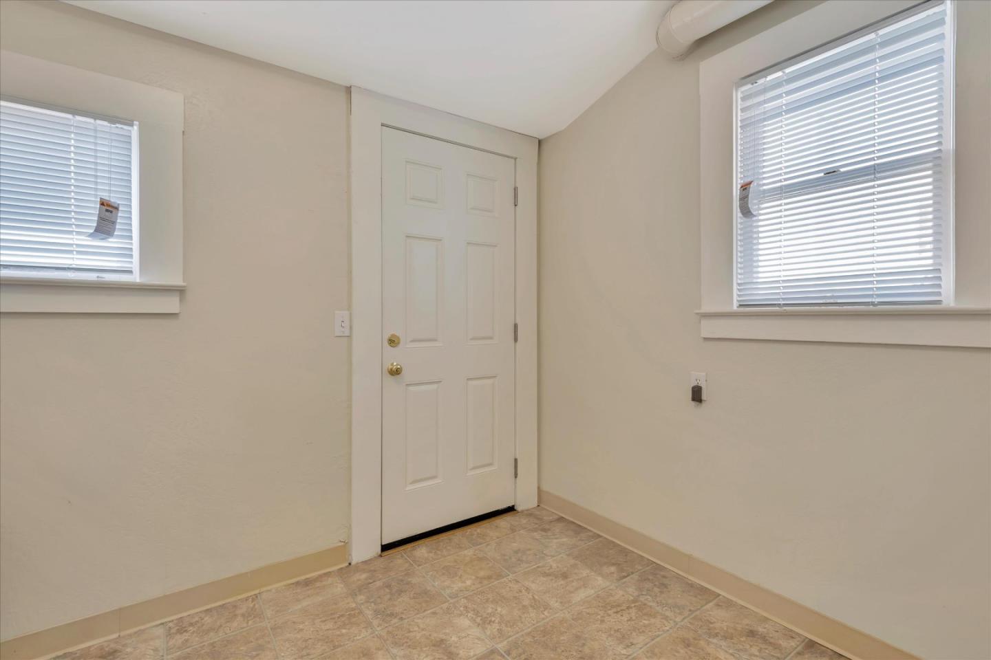 Detail Gallery Image 32 of 44 For 246 Miriam St, Daly City,  CA 94014 - 3 Beds | 1 Baths