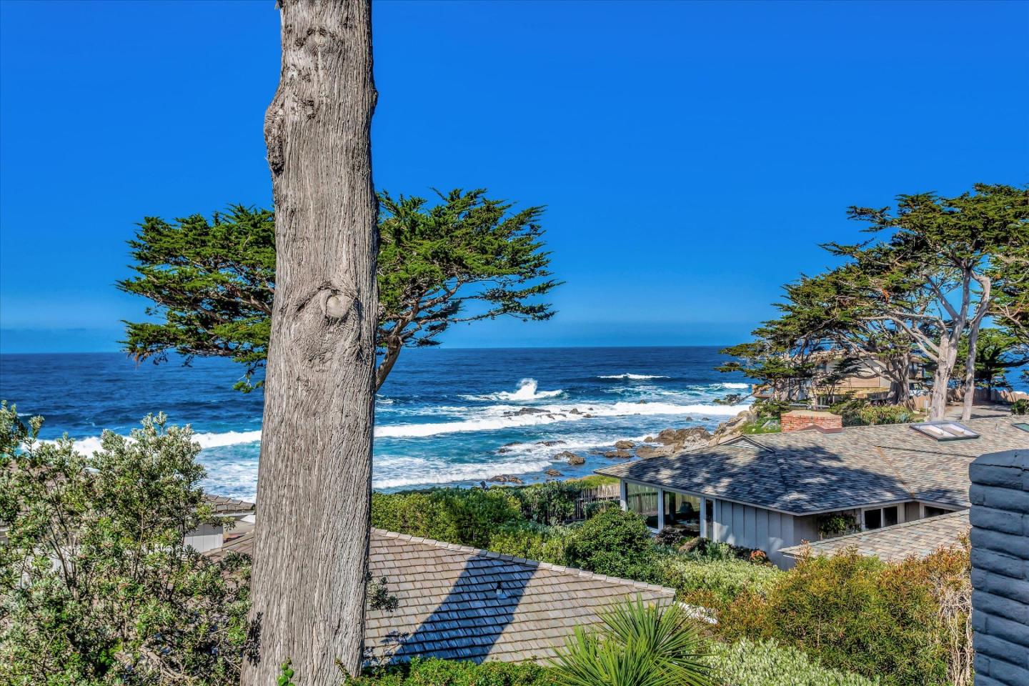 Detail Gallery Image 3 of 56 For 26250 Ocean View Ave, Carmel,  CA 93923 - 4 Beds | 3 Baths
