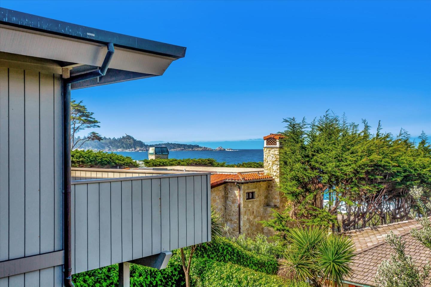 Detail Gallery Image 53 of 56 For 26250 Ocean View Ave, Carmel,  CA 93923 - 4 Beds | 3 Baths