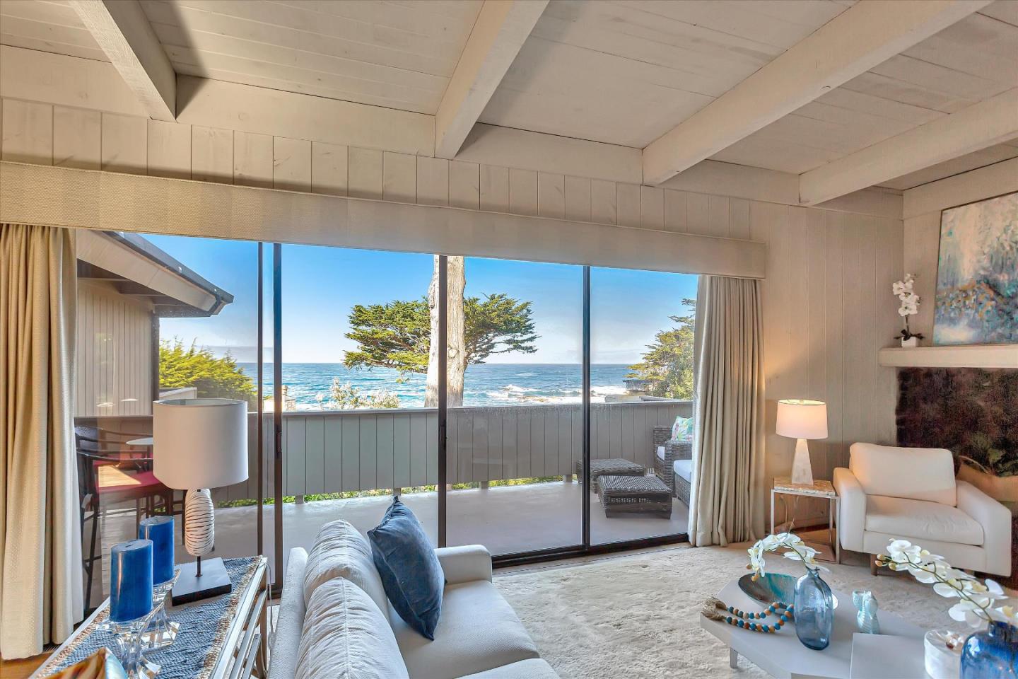 Detail Gallery Image 9 of 56 For 26250 Ocean View Ave, Carmel,  CA 93923 - 4 Beds | 3 Baths