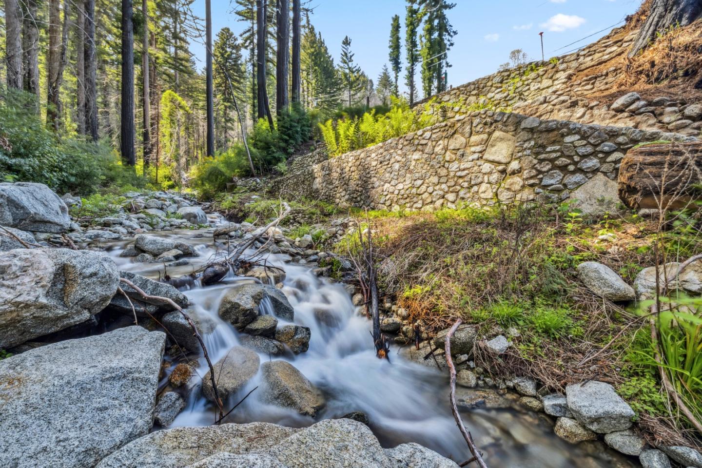 Photo of 345 Boulder Brook Dr in Boulder Creek, CA