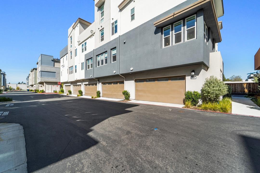 Detail Gallery Image 27 of 33 For 2911 Noyce Pl #181,  Santa Clara,  CA 95051 - 3 Beds | 3/1 Baths