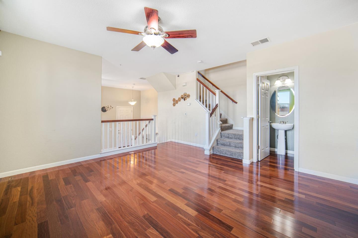 Detail Gallery Image 10 of 49 For 21 Esfahan Dr, San Jose,  CA 95111 - 3 Beds | 2/1 Baths