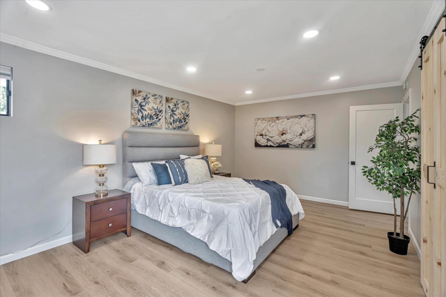 Detail Gallery Image 15 of 28 For 2434 Woodland Ave, San Jose,  CA 95128 - 3 Beds | 2 Baths