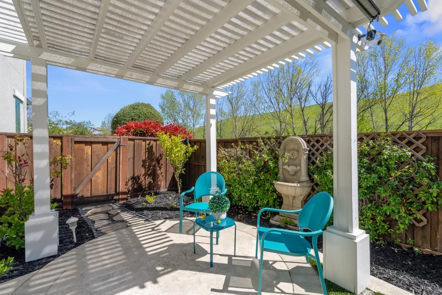 Detail Gallery Image 75 of 95 For 250 Silk Hill Ct, San Ramon,  CA 94582 - 5 Beds | 4/1 Baths
