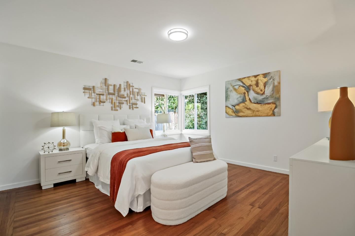 Detail Gallery Image 13 of 23 For 2418 Delaware Ave, Redwood City,  CA 94061 - 3 Beds | 2 Baths