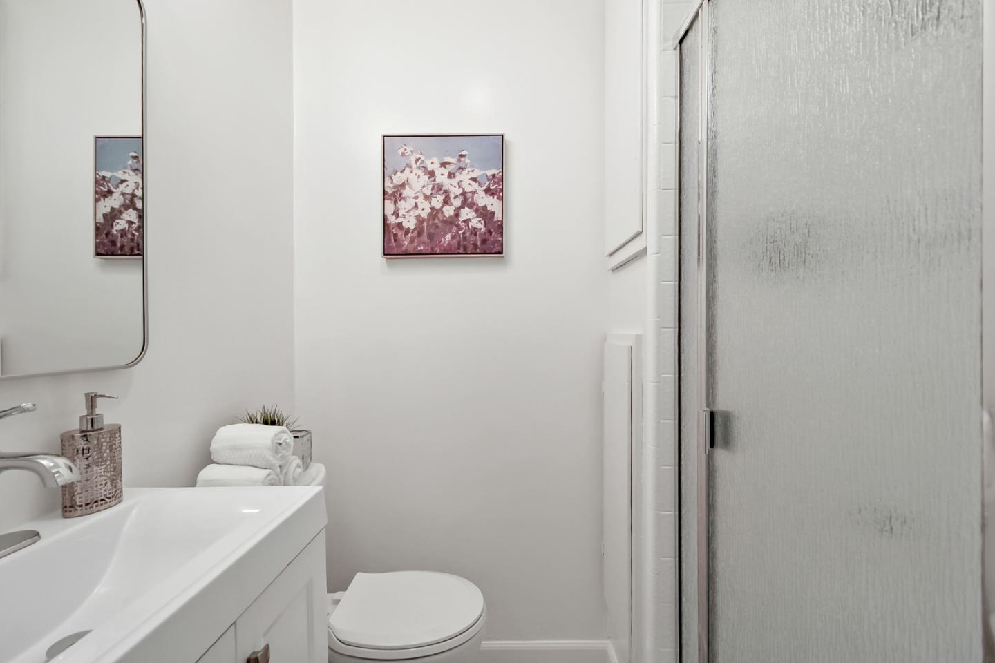 Detail Gallery Image 16 of 23 For 2418 Delaware Ave, Redwood City,  CA 94061 - 3 Beds | 2 Baths