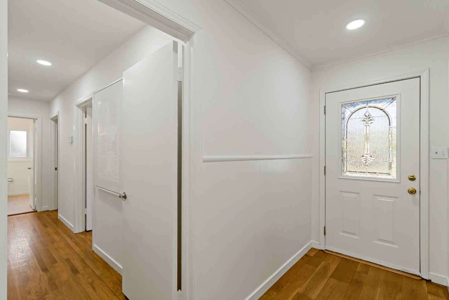 Detail Gallery Image 22 of 23 For 2418 Delaware Ave, Redwood City,  CA 94061 - 3 Beds | 2 Baths