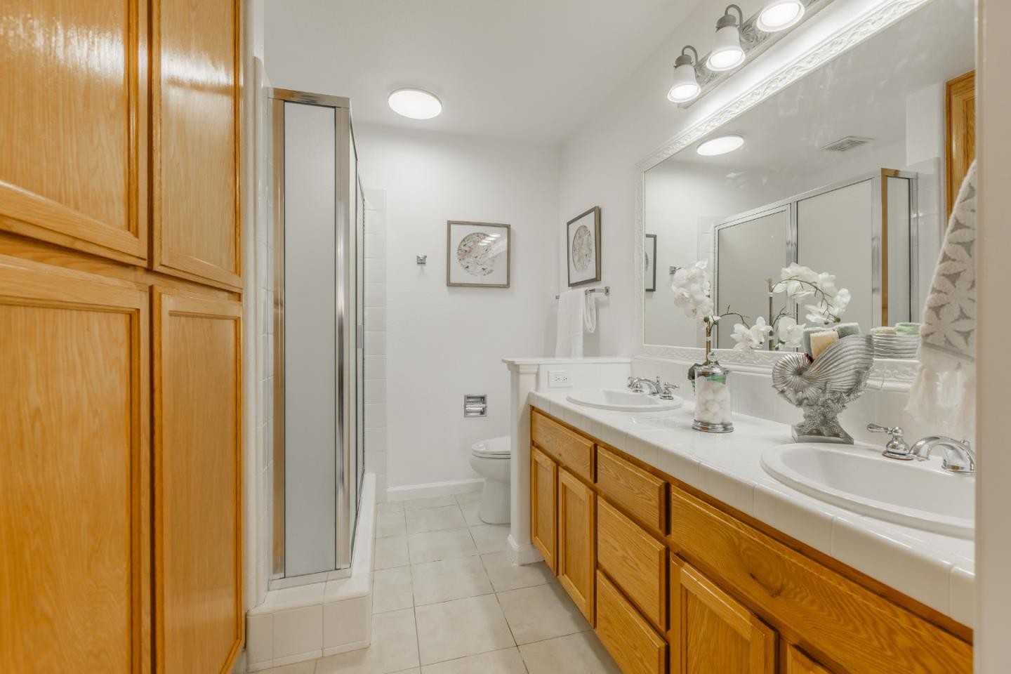 Detail Gallery Image 21 of 42 For 7338 Longmont Loop, Castro Valley,  CA 94552 - 3 Beds | 2/1 Baths