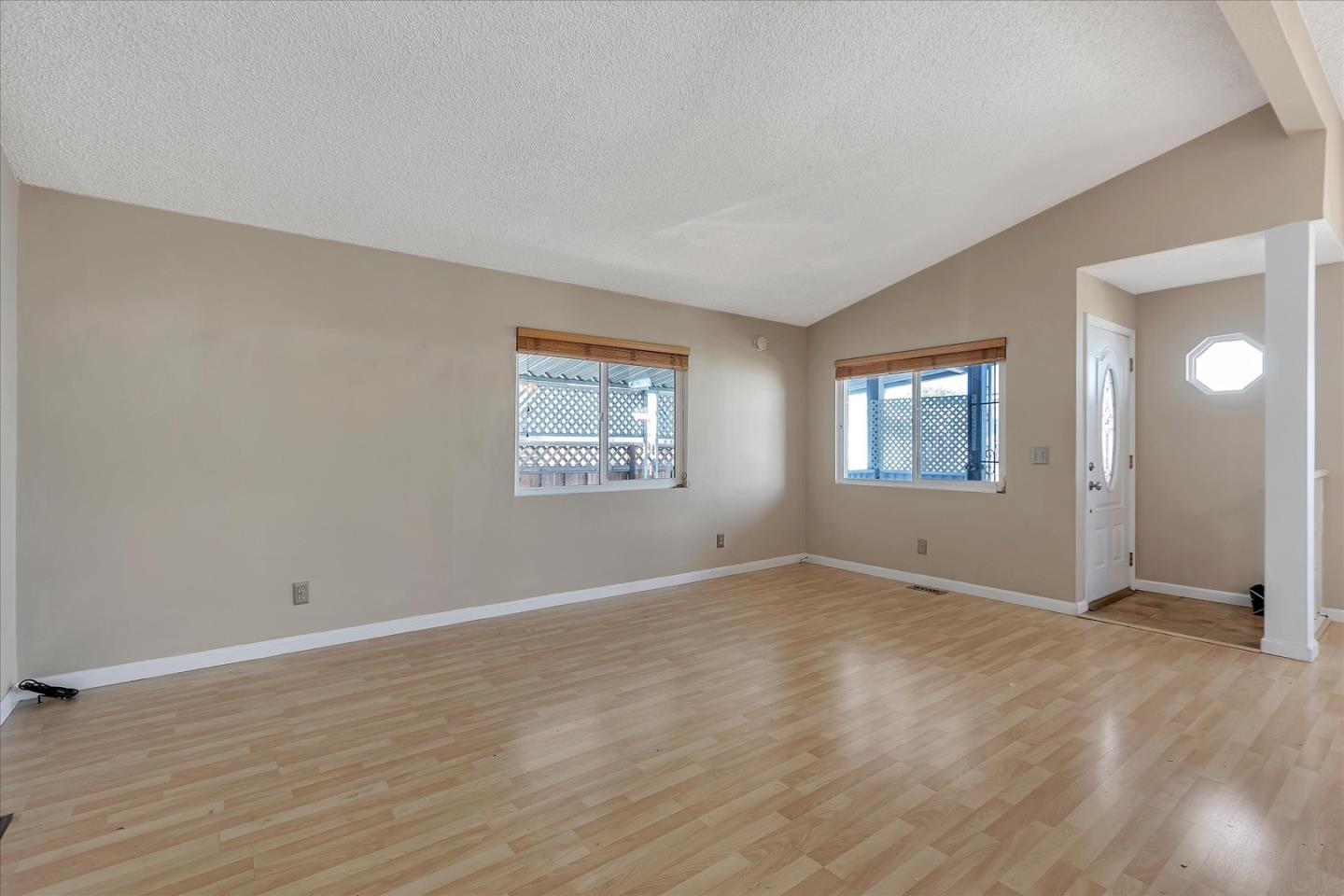 Detail Gallery Image 11 of 42 For 600 E Weddell Dr #117,  Sunnyvale,  CA 94089 - 3 Beds | 2 Baths
