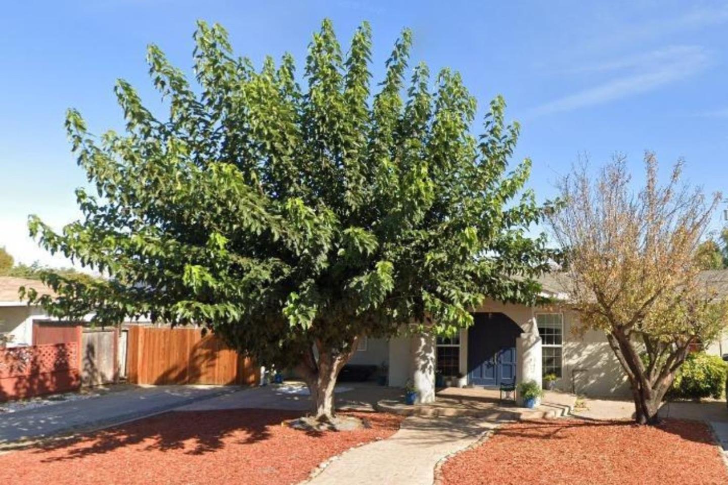 Detail Gallery Image 2 of 33 For 13098 Water St, San Jose,  CA 95111 - 3 Beds | 2 Baths