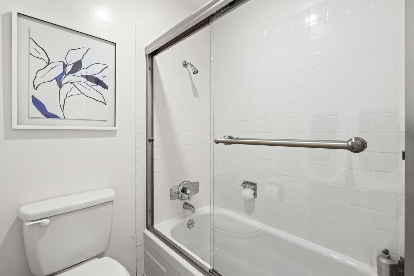 Detail Gallery Image 25 of 37 For 500 W Middlefield Rd #101,  Mountain View,  CA 94043 - 1 Beds | 1 Baths