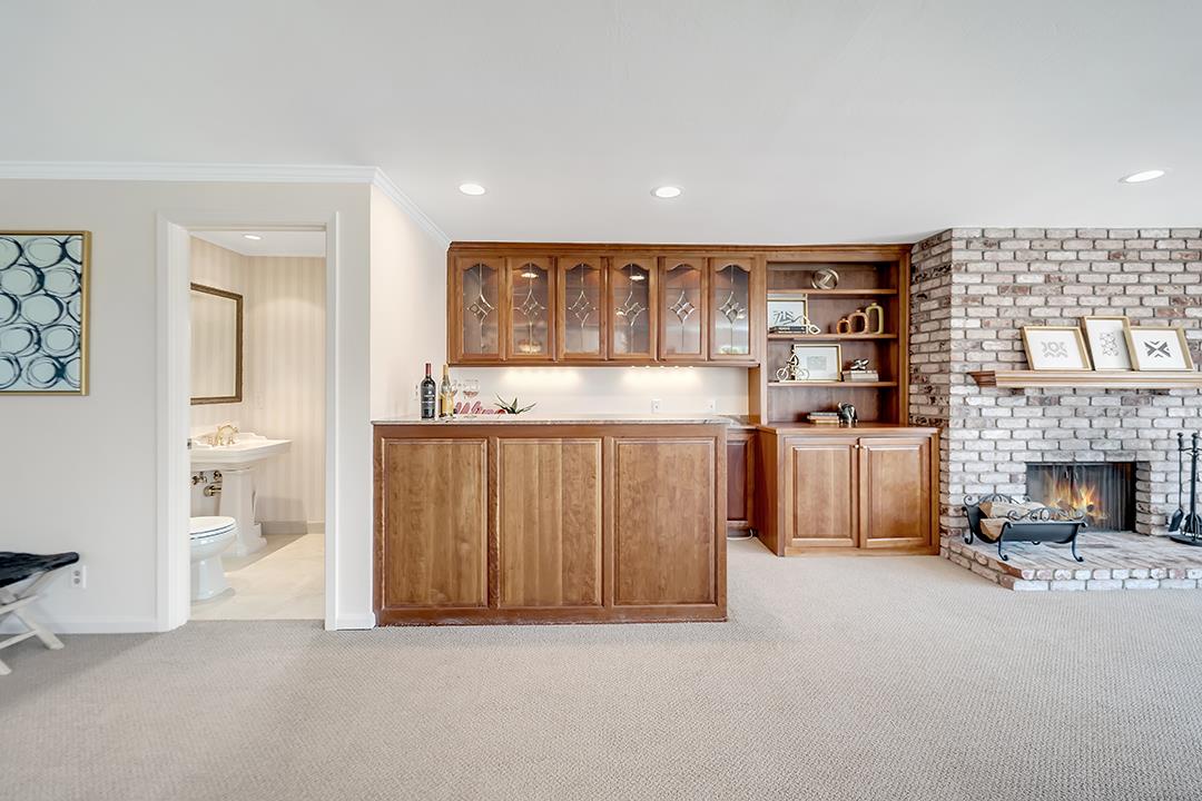 Detail Gallery Image 24 of 51 For 1049 Springfield Dr, Millbrae,  CA 94030 - 3 Beds | 2/1 Baths