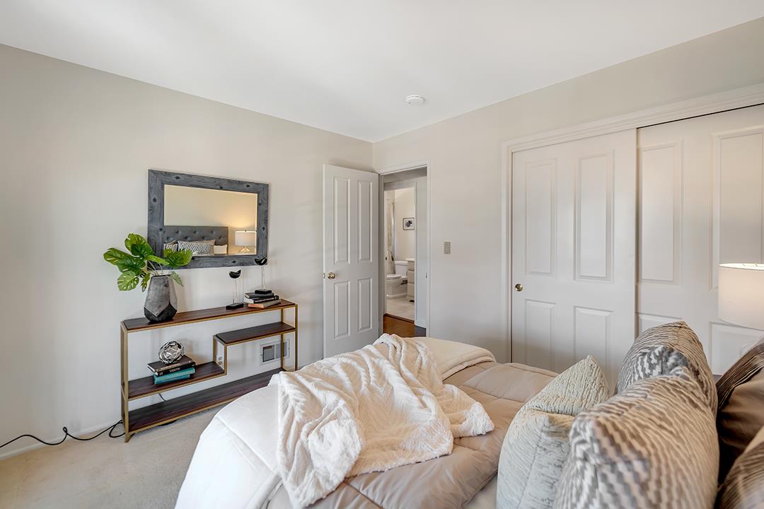 Detail Gallery Image 32 of 51 For 1049 Springfield Dr, Millbrae,  CA 94030 - 3 Beds | 2/1 Baths