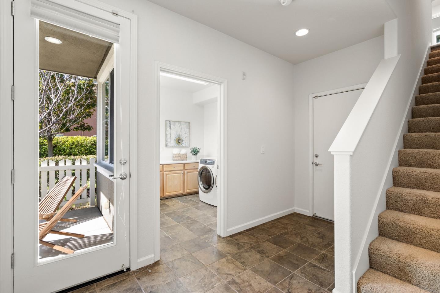 Detail Gallery Image 30 of 57 For 180 Isis Ct, Mountain View,  CA 94043 - 2 Beds | 2/1 Baths