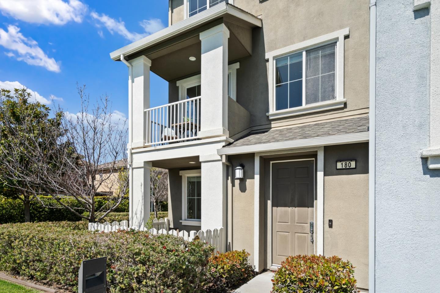 Detail Gallery Image 6 of 57 For 180 Isis Ct, Mountain View,  CA 94043 - 2 Beds | 2/1 Baths