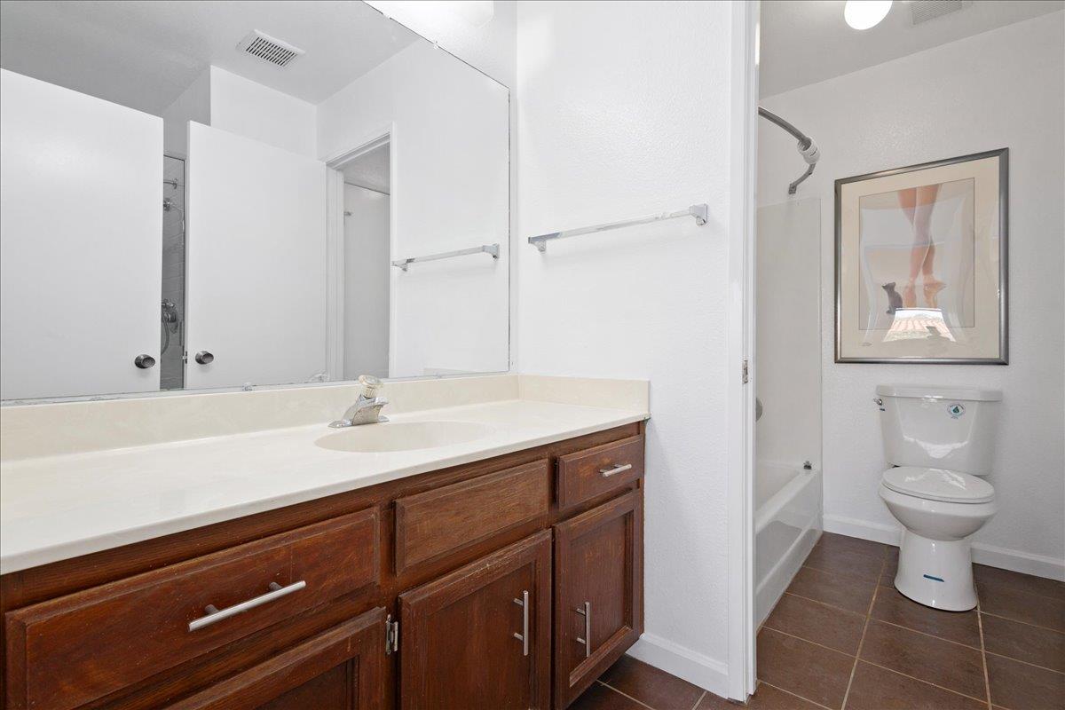 Detail Gallery Image 17 of 24 For 1 Aquamarine Ct, Hercules,  CA 94547 - 2 Beds | 1/1 Baths