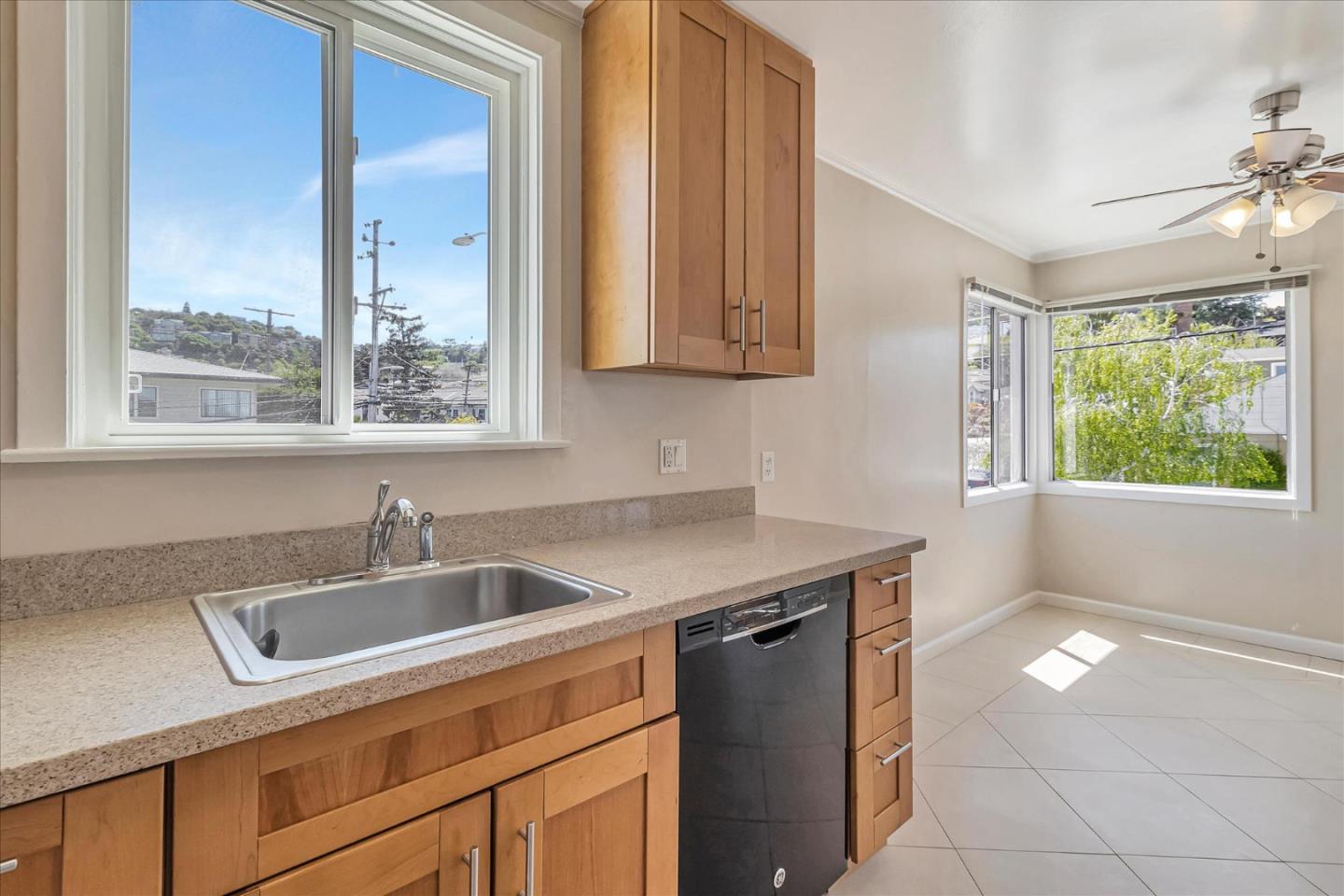 Detail Gallery Image 15 of 31 For 70 41st Ave #4,  San Mateo,  CA 94403 - 1 Beds | 1 Baths