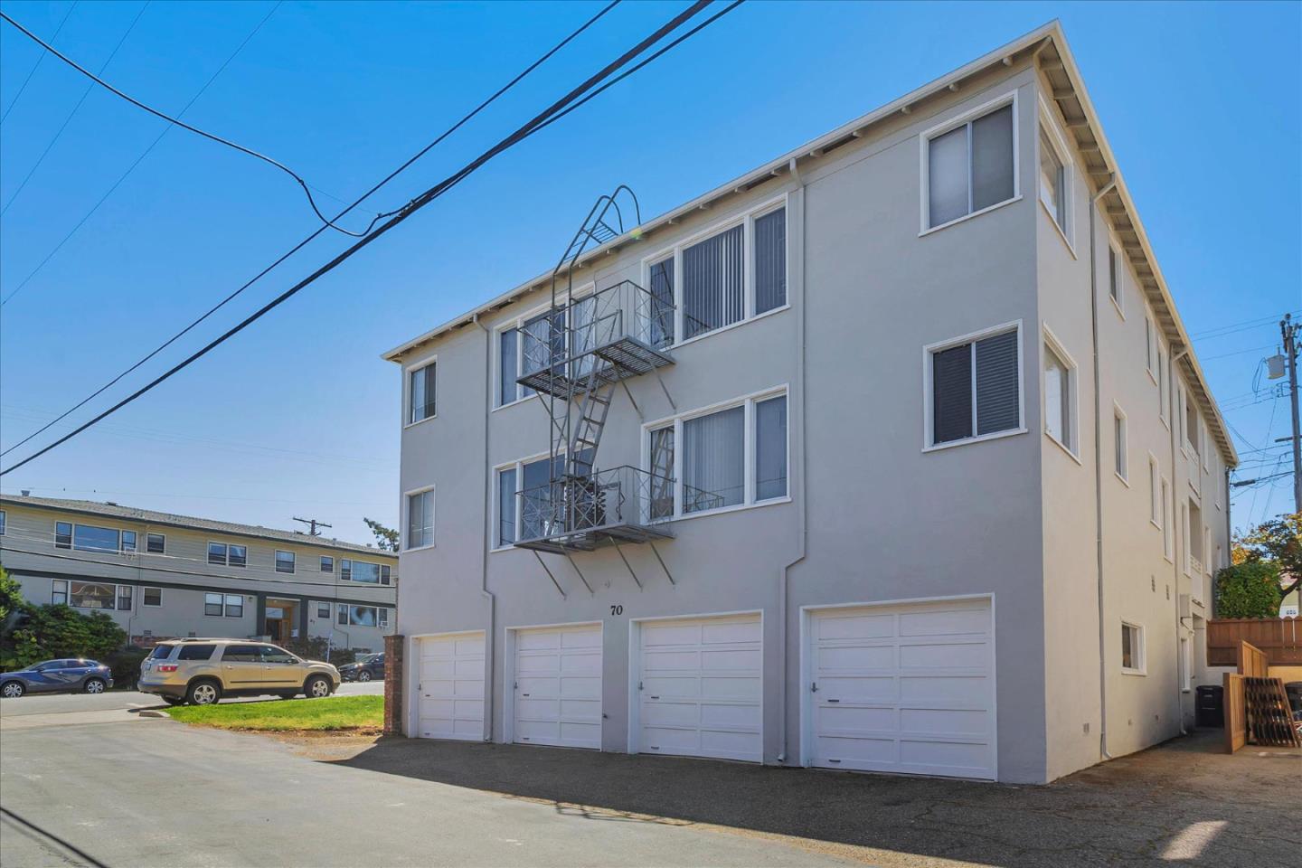 Detail Gallery Image 30 of 31 For 70 41st Ave #4,  San Mateo,  CA 94403 - 1 Beds | 1 Baths