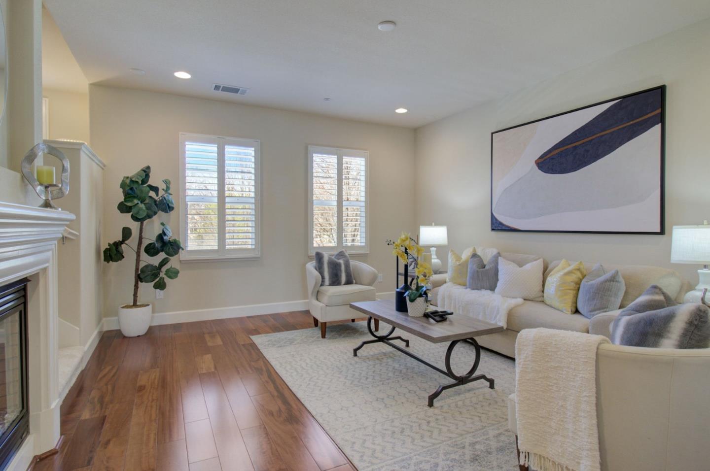 Detail Gallery Image 3 of 67 For 435 Magritte Way, Mountain View,  CA 94041 - 3 Beds | 3/1 Baths