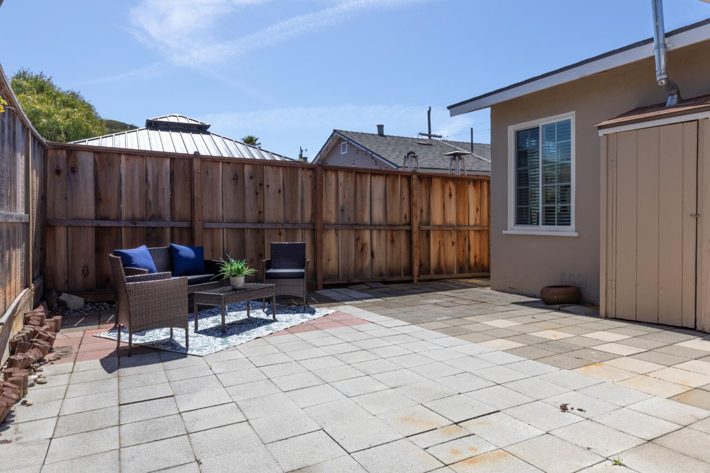 Detail Gallery Image 20 of 27 For 1738 Goodwin St, Seaside,  CA 93955 - 2 Beds | 2 Baths
