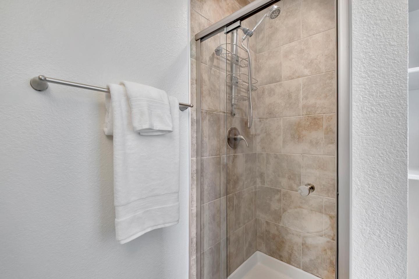 Detail Gallery Image 31 of 45 For 7659 Crestmont Ave, Newark,  CA 94560 - 3 Beds | 2 Baths
