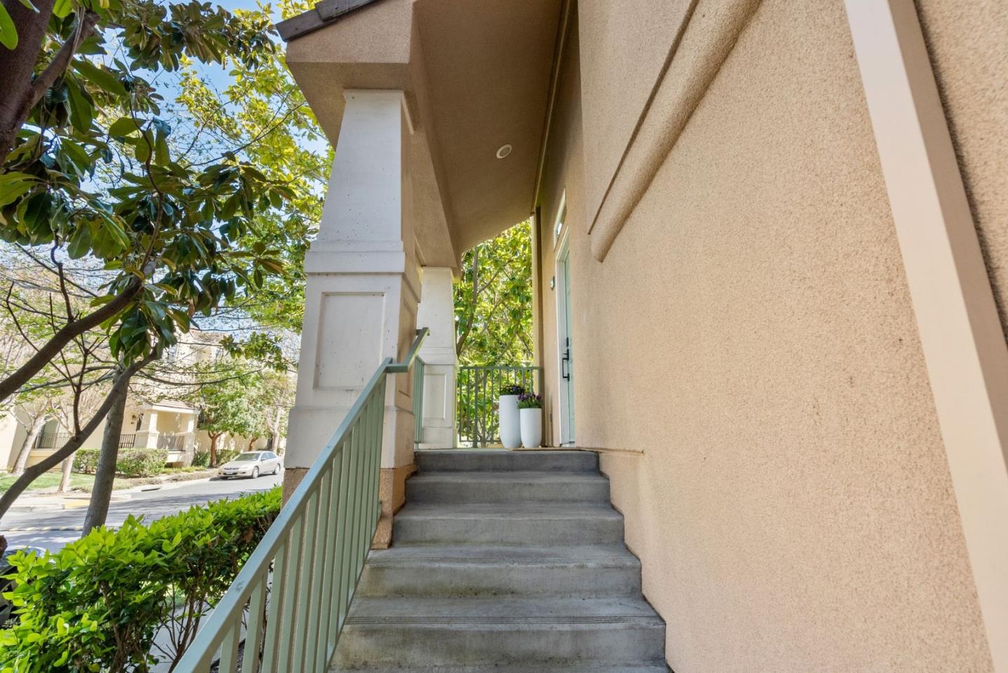 Detail Gallery Image 33 of 46 For 421 Kent Dr, Mountain View,  CA 94043 - 3 Beds | 2/1 Baths