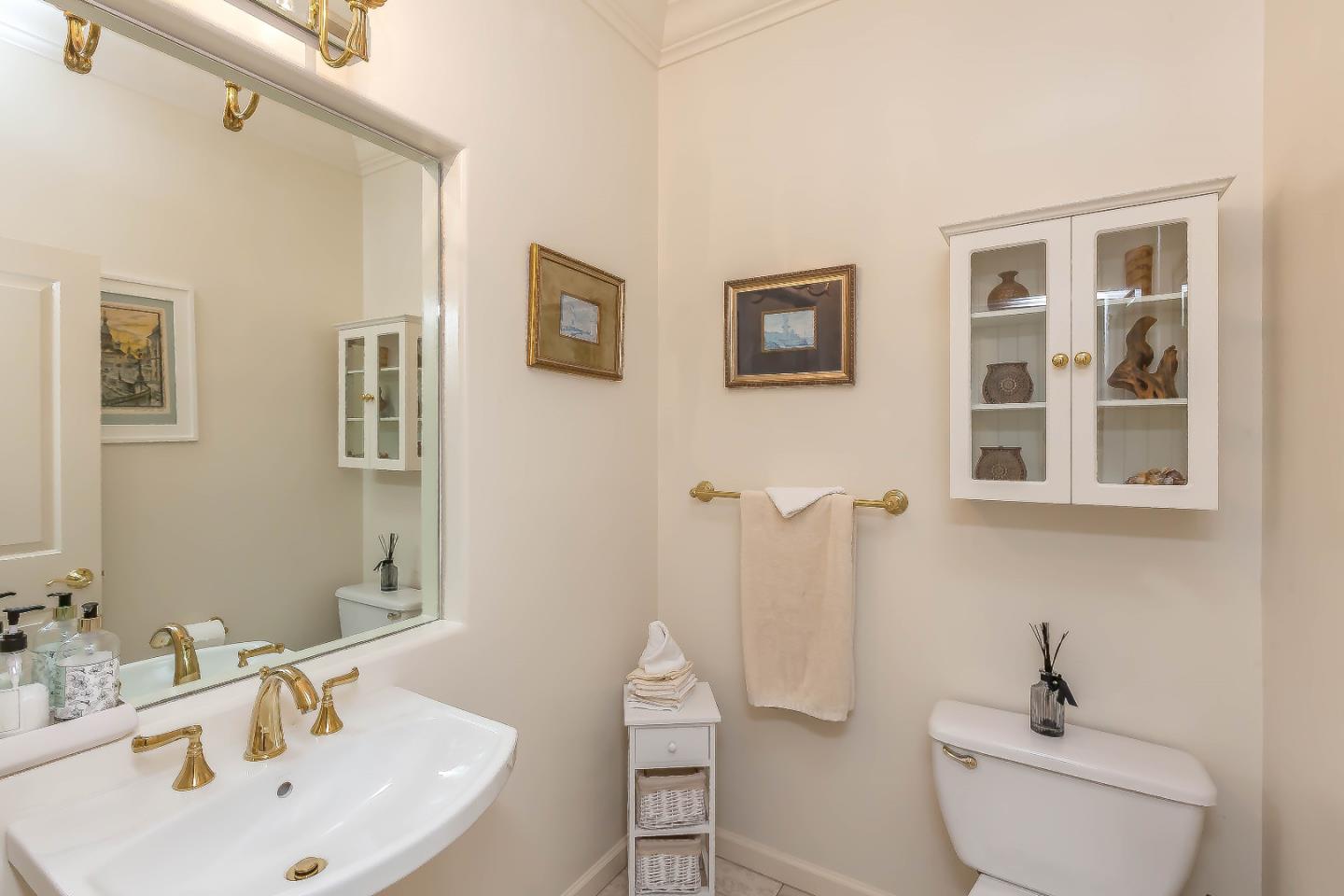 Detail Gallery Image 25 of 64 For 5306 Vicenza Way, San Jose,  CA 95138 - 4 Beds | 4/1 Baths