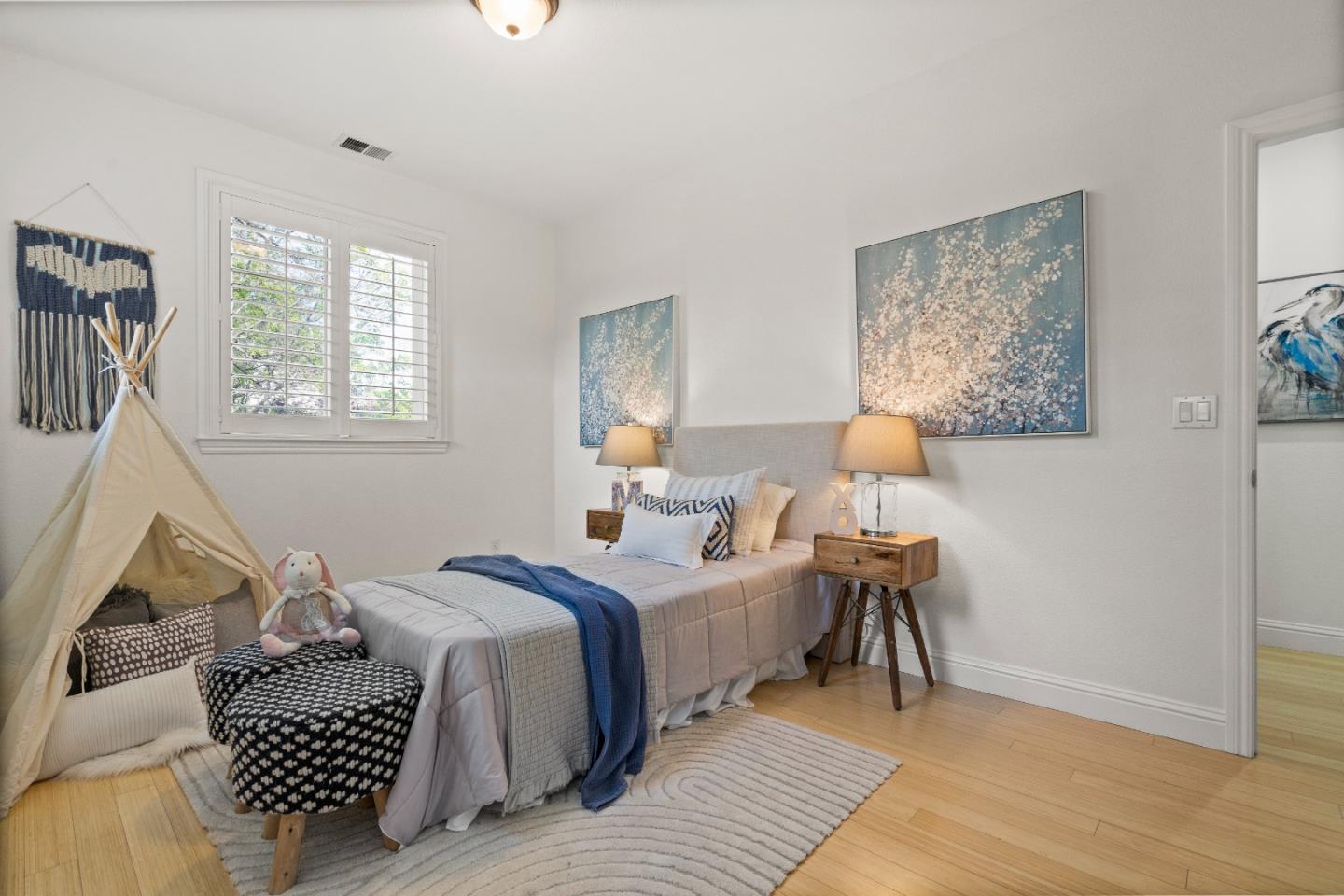 Detail Gallery Image 37 of 91 For 1415 Savona Ct, San Jose,  CA 95126 - 4 Beds | 2/1 Baths