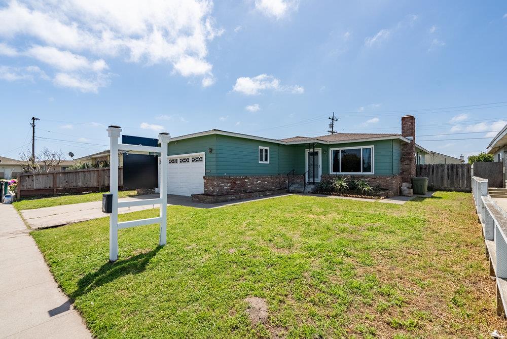 Photo of 11780 Merritt Wy in Castroville, CA