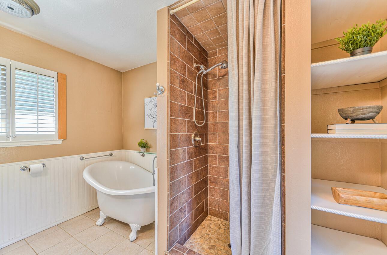 Detail Gallery Image 35 of 46 For 20157 Belma Ct, Salinas,  CA 93907 - 3 Beds | 2 Baths