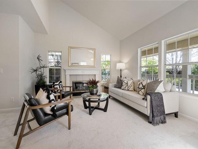 Detail Gallery Image 5 of 35 For 838 Excell Ct, Mountain View,  CA 94043 - 3 Beds | 2/1 Baths