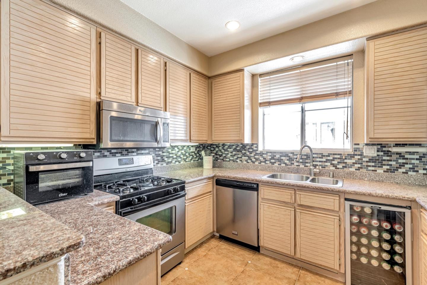 Detail Gallery Image 15 of 27 For 445 Milan Dr #122,  San Jose,  CA 95134 - 1 Beds | 1 Baths