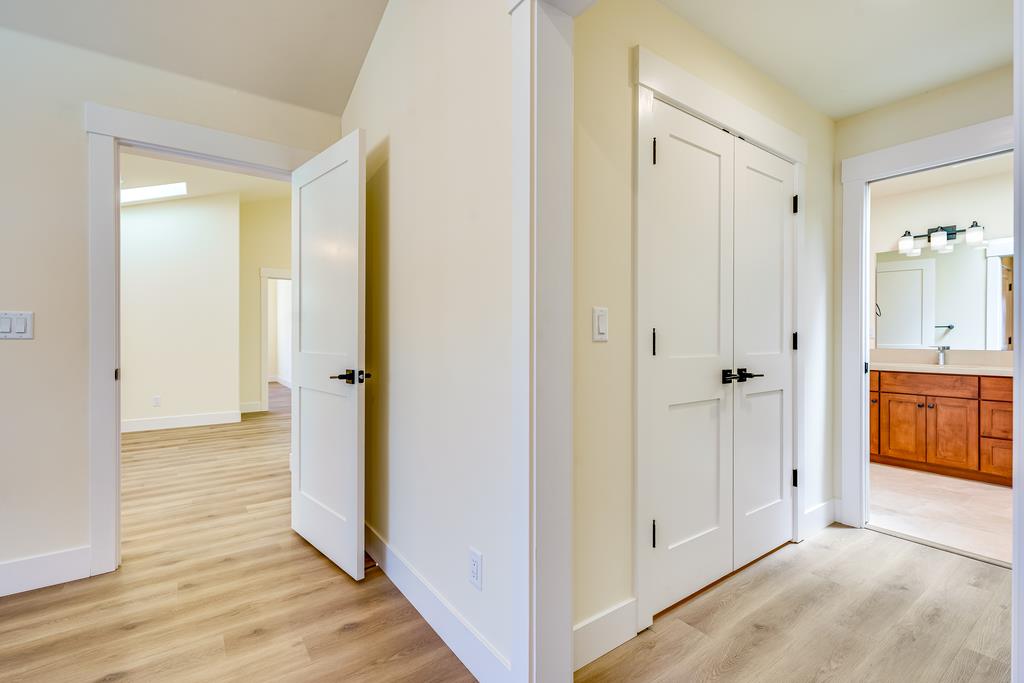 Detail Gallery Image 27 of 47 For 301 Coastal Oak Ct, Scotts Valley,  CA 95066 - 3 Beds | 2/1 Baths