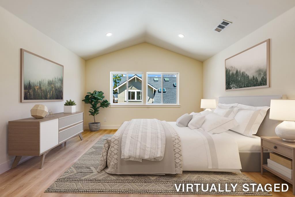 Detail Gallery Image 6 of 47 For 301 Coastal Oak Ct, Scotts Valley,  CA 95066 - 3 Beds | 2/1 Baths