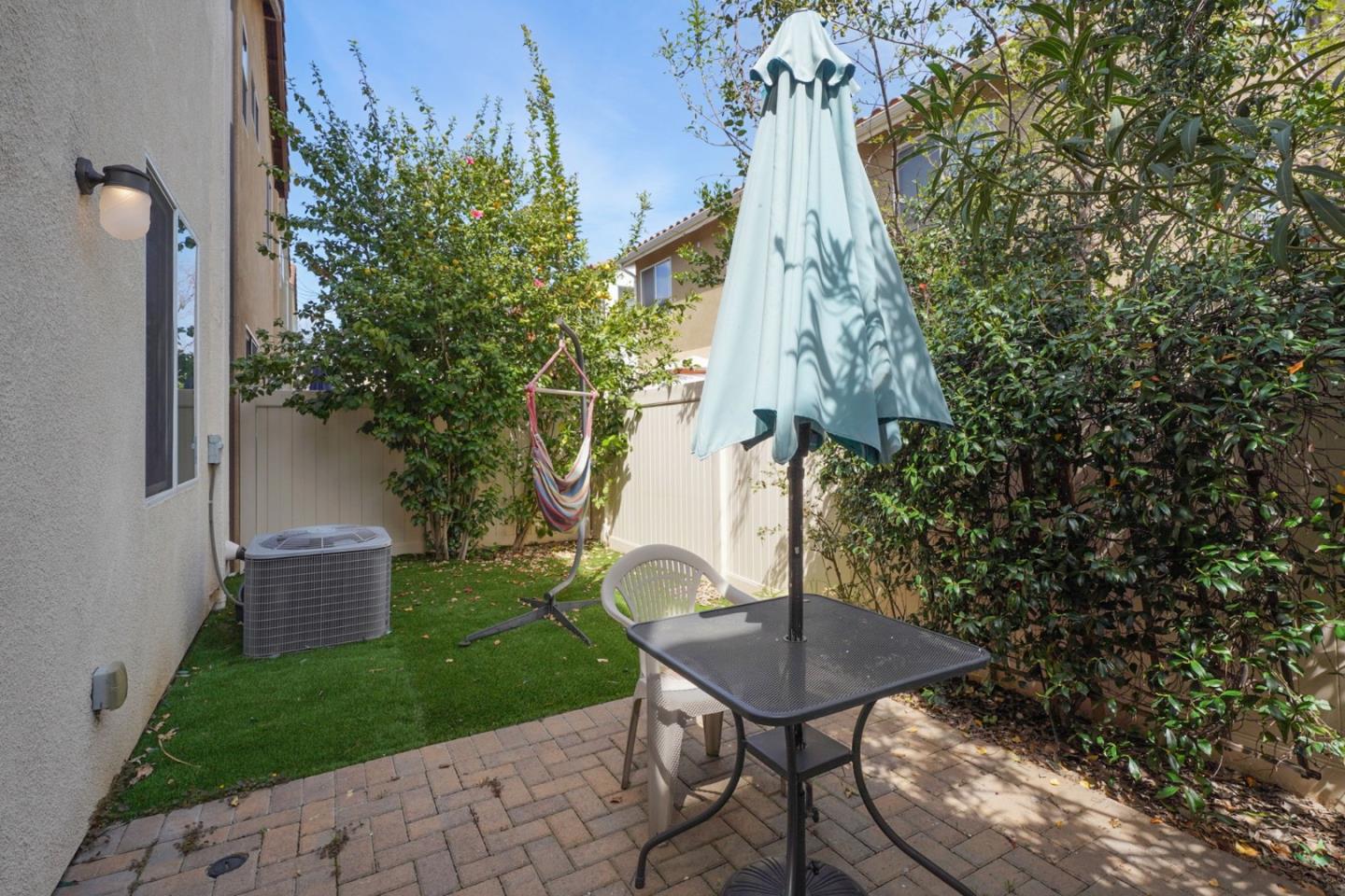Detail Gallery Image 25 of 25 For 5858 Levi Ln, Van Nuys,  CA 91401 - 4 Beds | 2/1 Baths