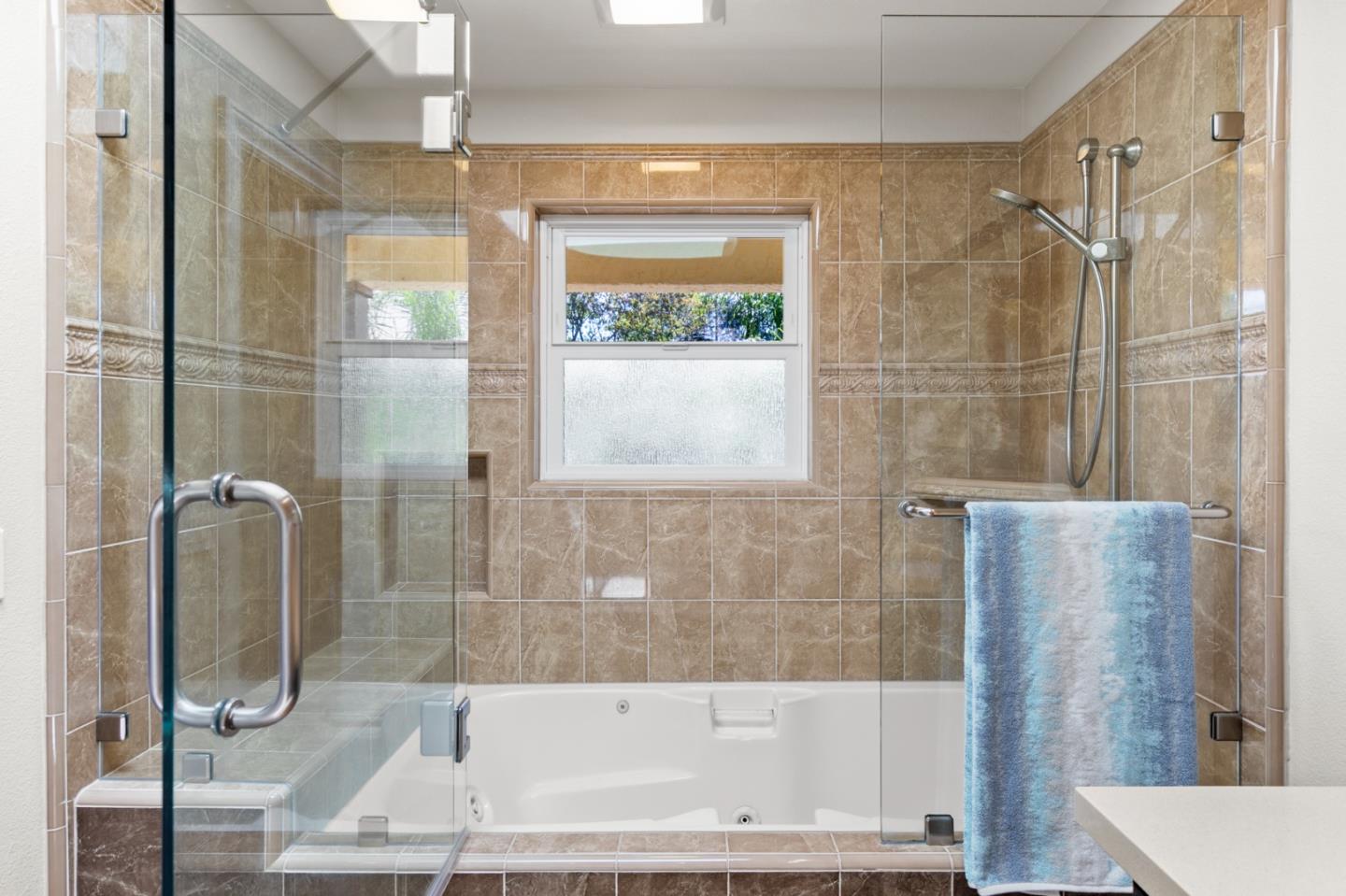 Detail Gallery Image 26 of 53 For 1428 Kew Gardens Ct, San Jose,  CA 95120 - 4 Beds | 2/1 Baths