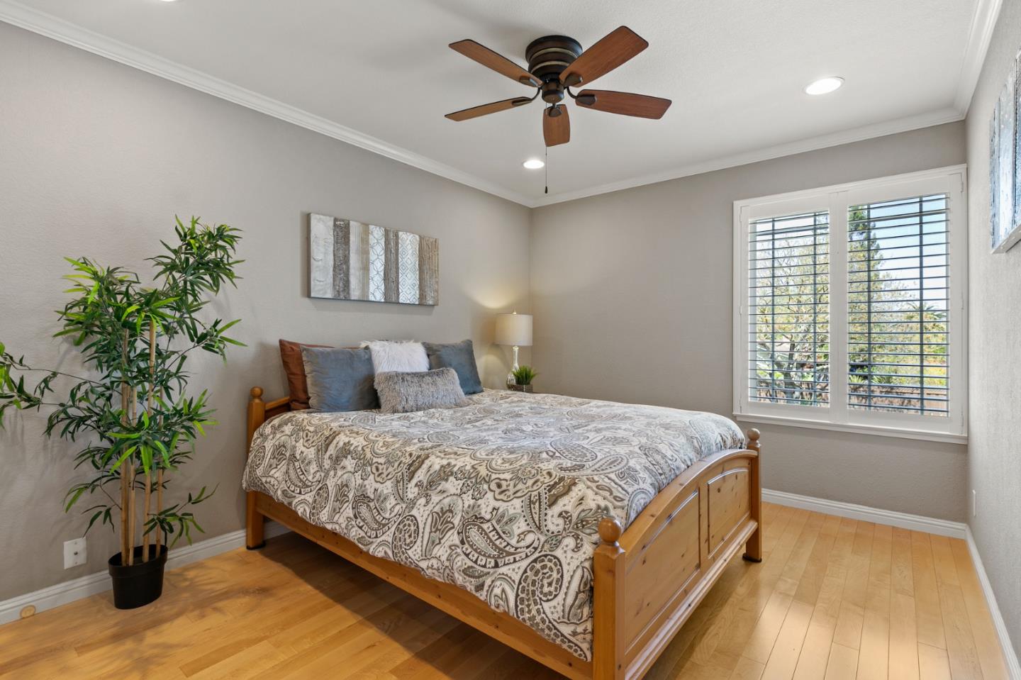 Detail Gallery Image 32 of 53 For 1428 Kew Gardens Ct, San Jose,  CA 95120 - 4 Beds | 2/1 Baths