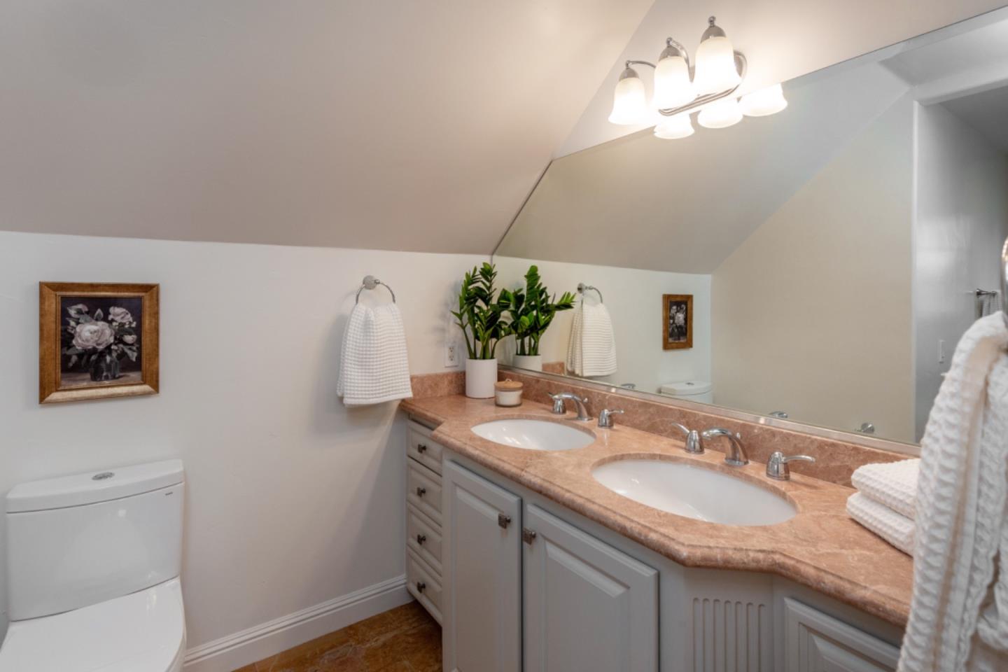 Detail Gallery Image 15 of 34 For 98 Forrest Ave, Los Gatos,  CA 95032 - 3 Beds | 2/1 Baths