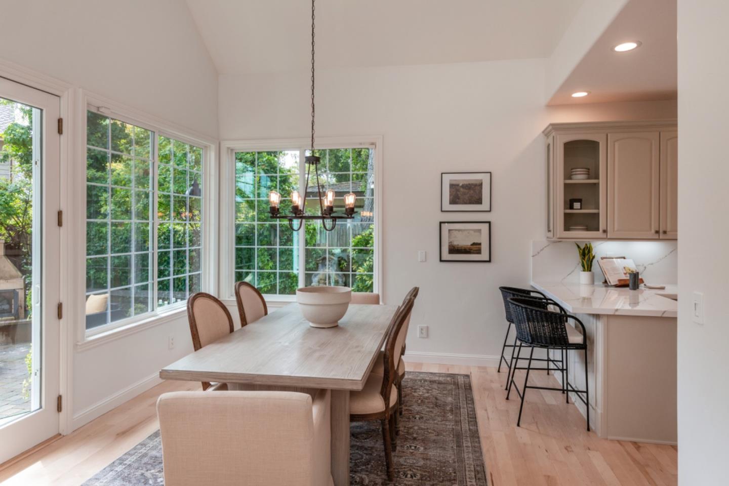 Detail Gallery Image 9 of 34 For 98 Forrest Ave, Los Gatos,  CA 95032 - 3 Beds | 2/1 Baths