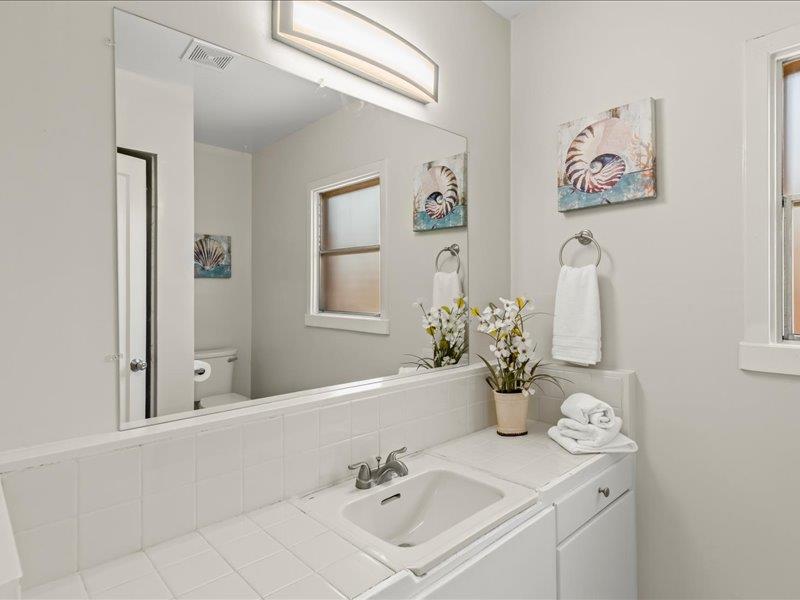 Detail Gallery Image 24 of 46 For 15561 Loma Vista Ave, Los Gatos,  CA 95032 - 3 Beds | 2 Baths
