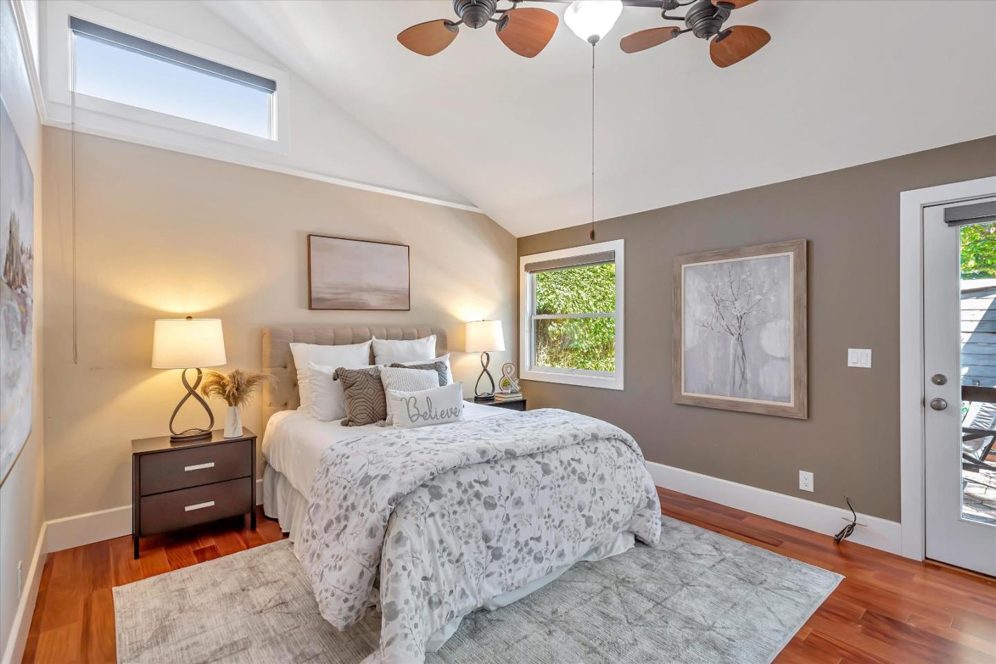 Detail Gallery Image 22 of 45 For 303 E St, Redwood City,  CA 94063 - 4 Beds | 2 Baths