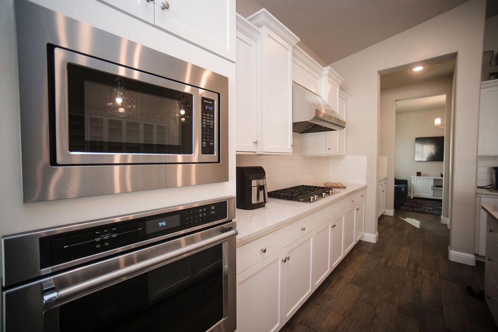 Detail Gallery Image 18 of 38 For 11311 N via San Toma Ave, Fresno,  CA 93730 - 4 Beds | 2/1 Baths